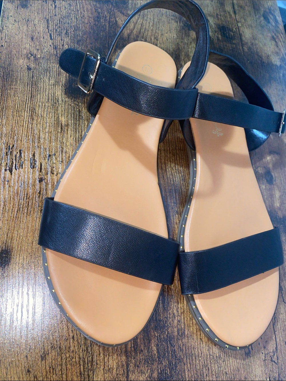 Jessica Carlyle Black Women's Faux Leather Strap Sandals